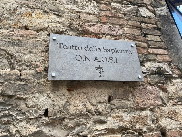 Targa resina con distanziali